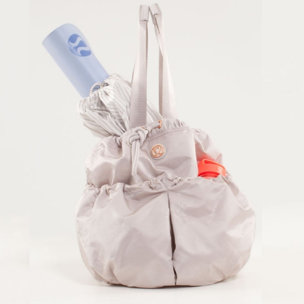 Rare Lululemon Bliss Yoga Bag Bold Blossom Dune
